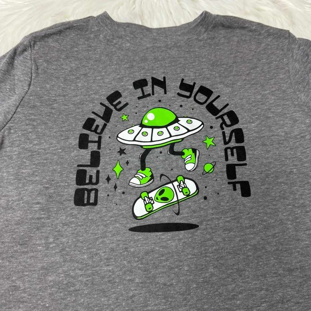 Old Navy Youth Boy Size Small (6-7) Charcoal Gray Shirt With Spaceship Image